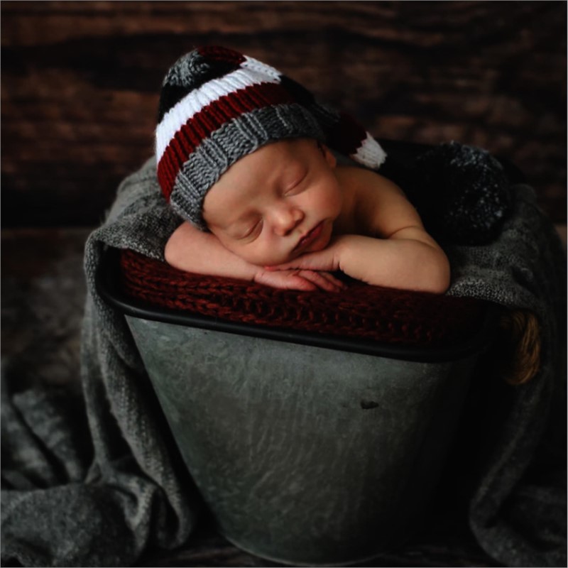 Baby Clothing Model - Gorro de cola larga para bebé,